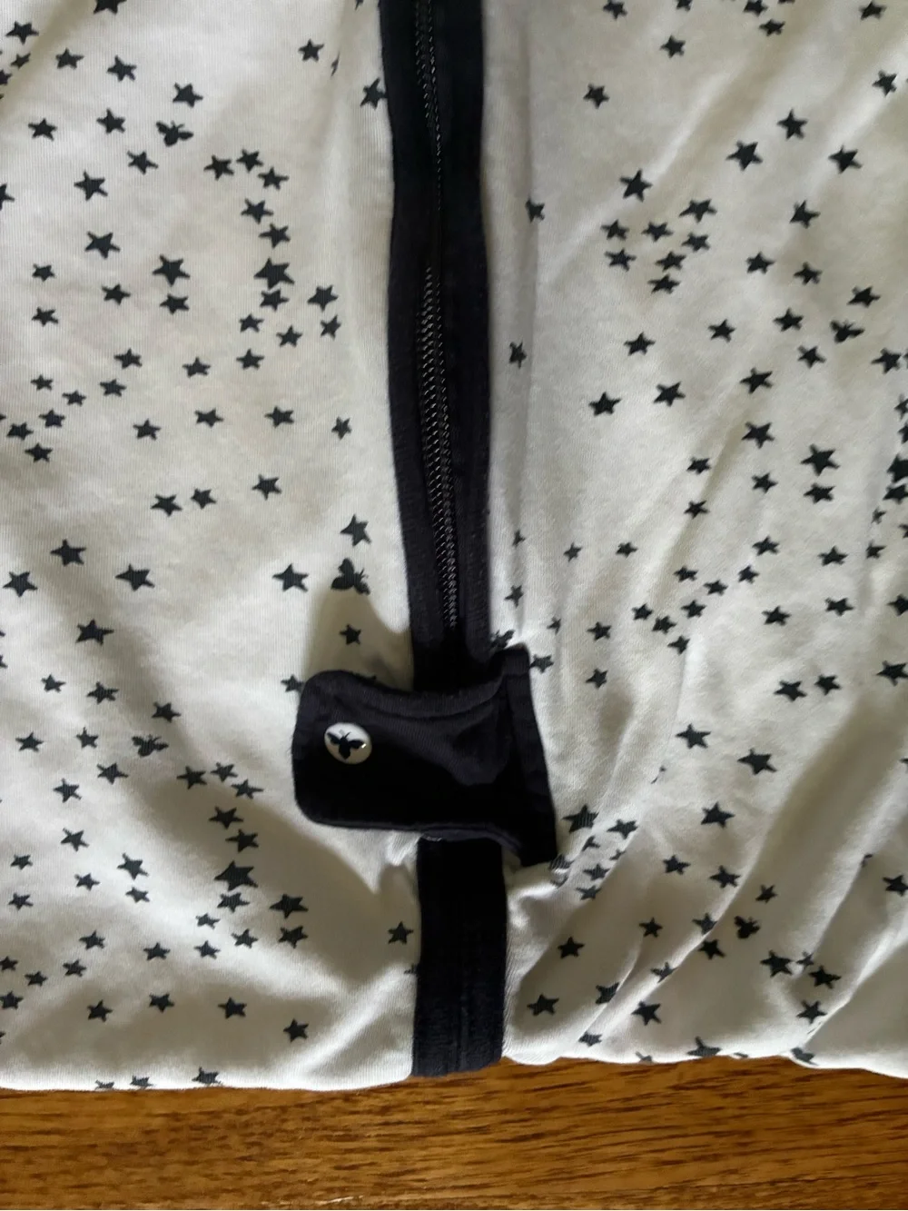 Burt’s bee Baby Sleeveless Star Print Sleep Sack - White black cotton